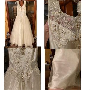 Wedding gown